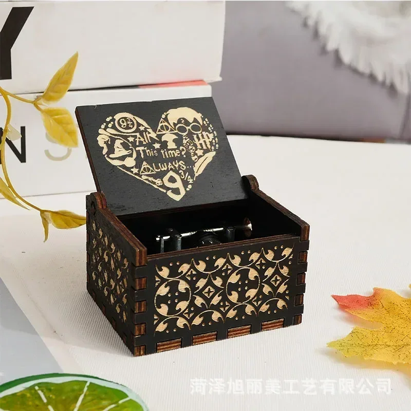 Anime-Themen Handkurbel-Spielu – Woodworking Ideas Bewertung und Preis
